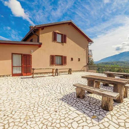7 Bedroom Pet Friendly Home In Crni Kal Crni Kal  Esterno foto