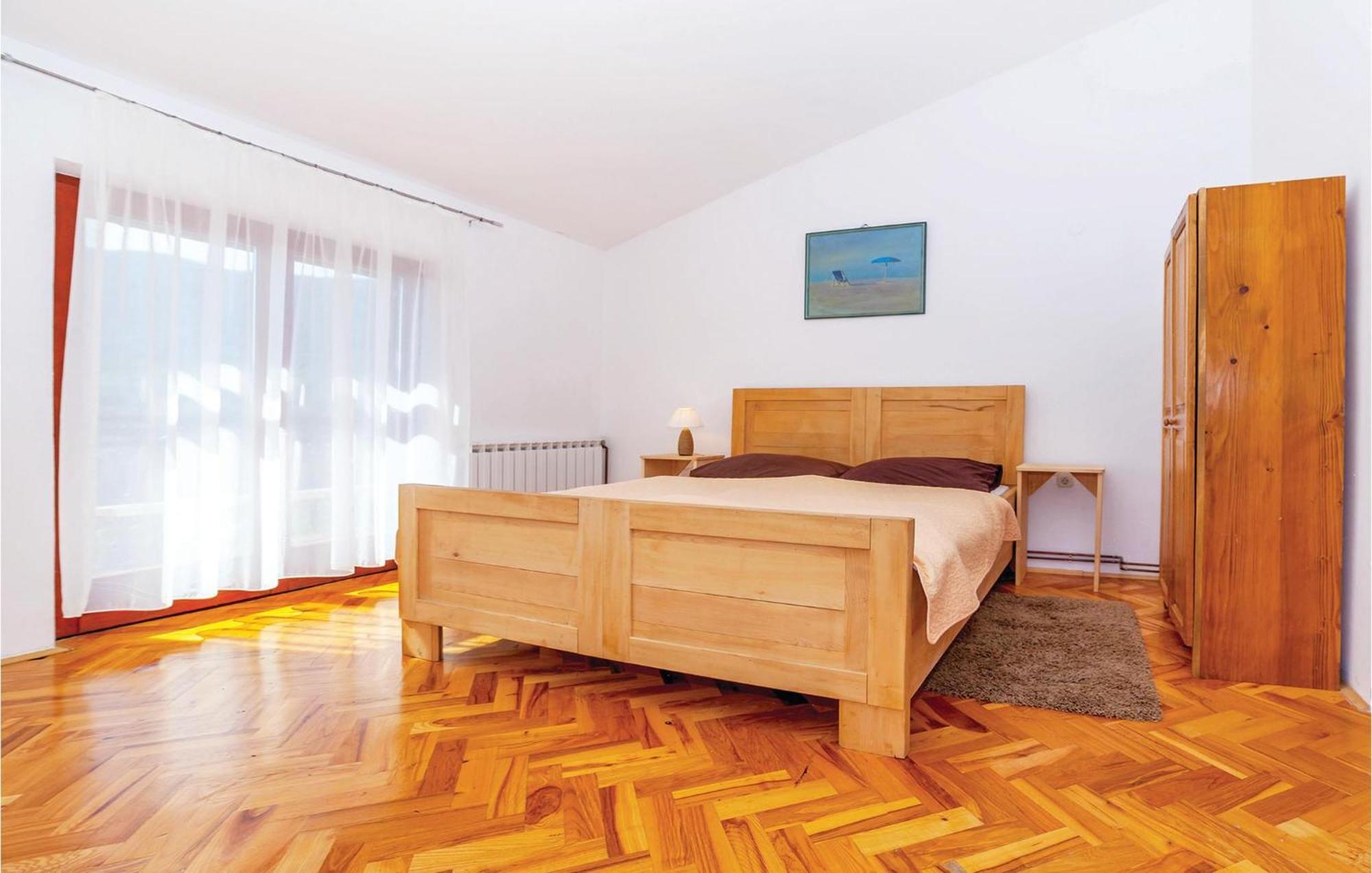 7 Bedroom Pet Friendly Home In Crni Kal Crni Kal  Esterno foto