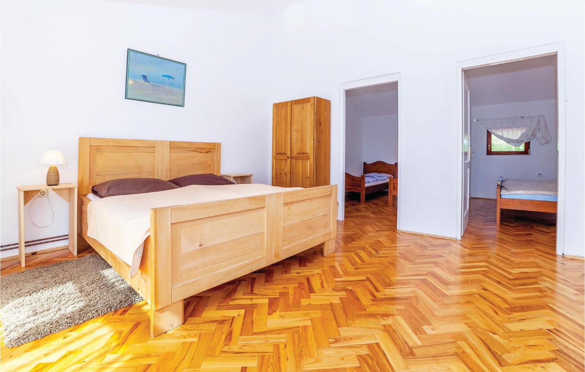 7 Bedroom Pet Friendly Home In Crni Kal Crni Kal  Esterno foto