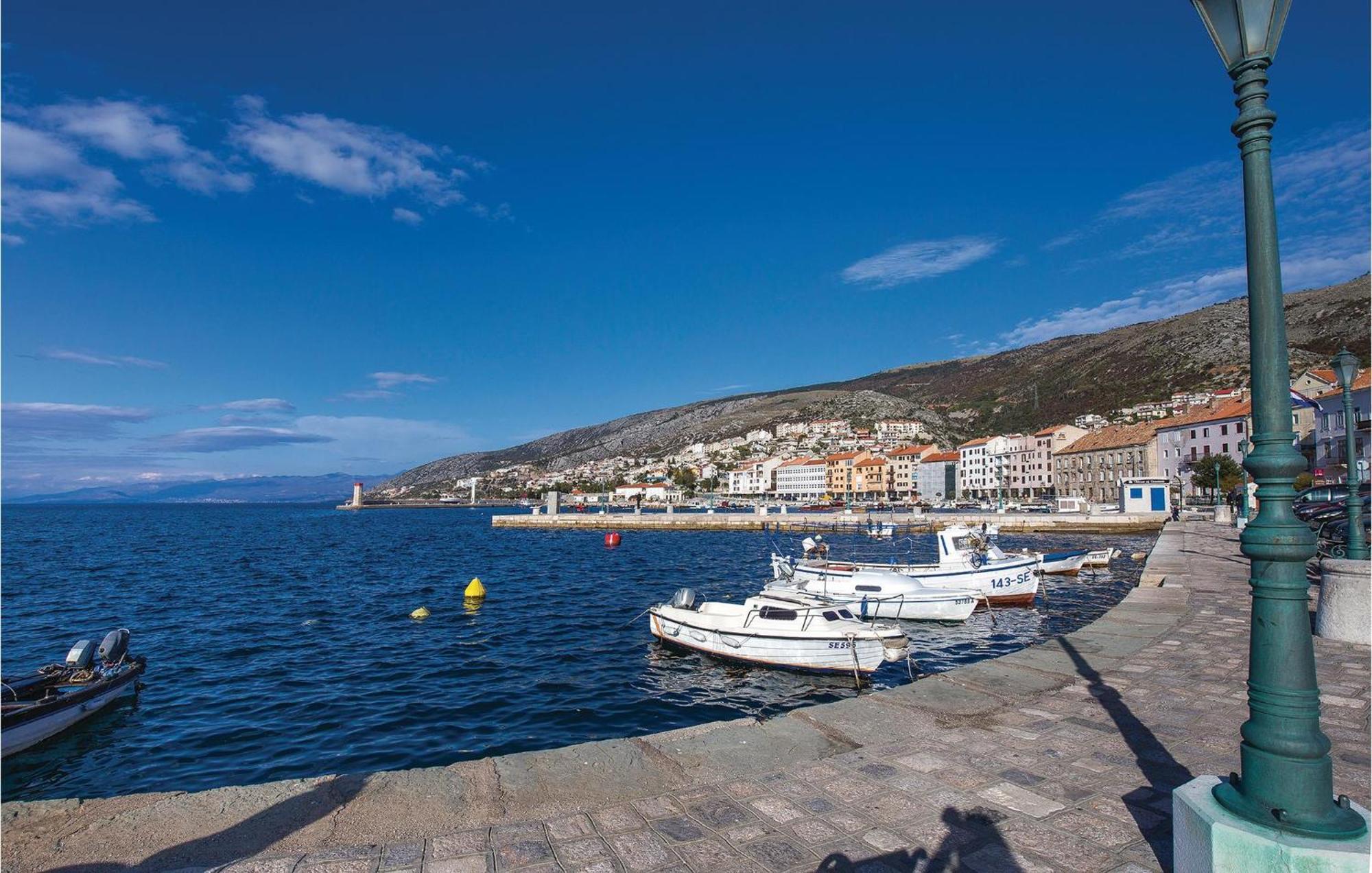7 Bedroom Pet Friendly Home In Crni Kal Crni Kal  Esterno foto