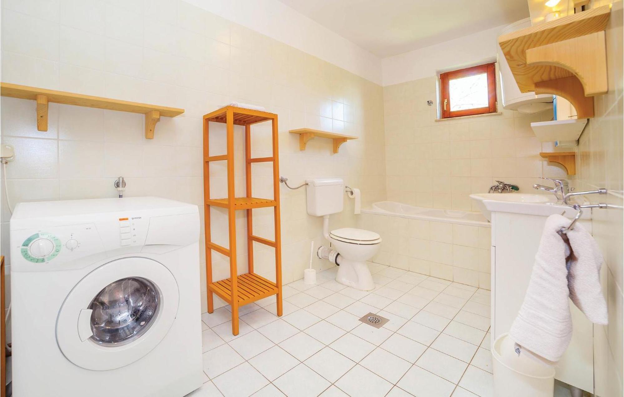 7 Bedroom Pet Friendly Home In Crni Kal Crni Kal  Esterno foto