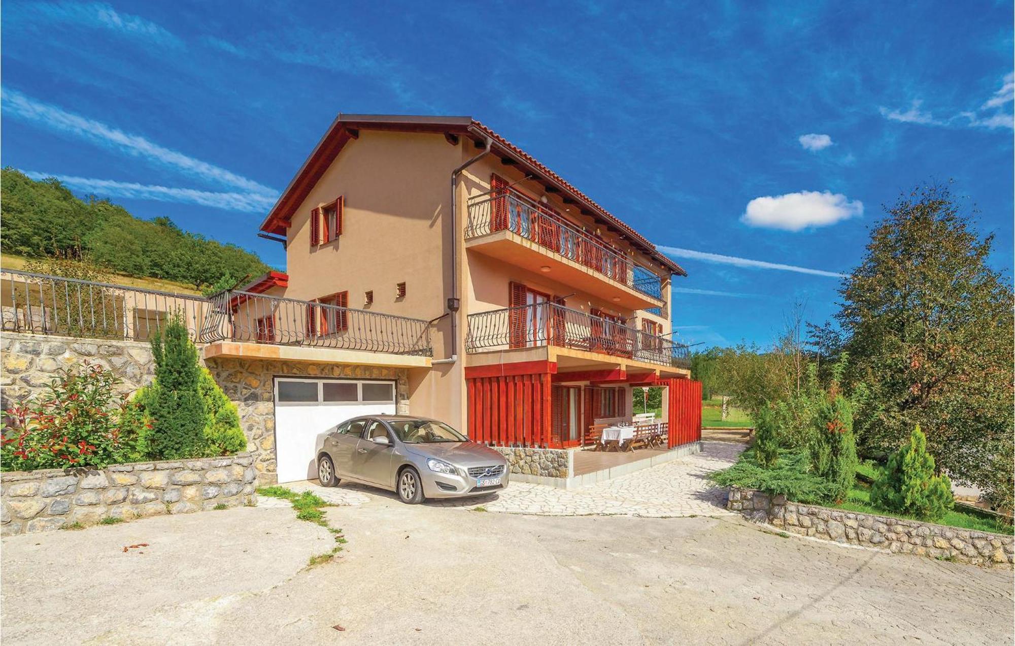 7 Bedroom Pet Friendly Home In Crni Kal Crni Kal  Esterno foto
